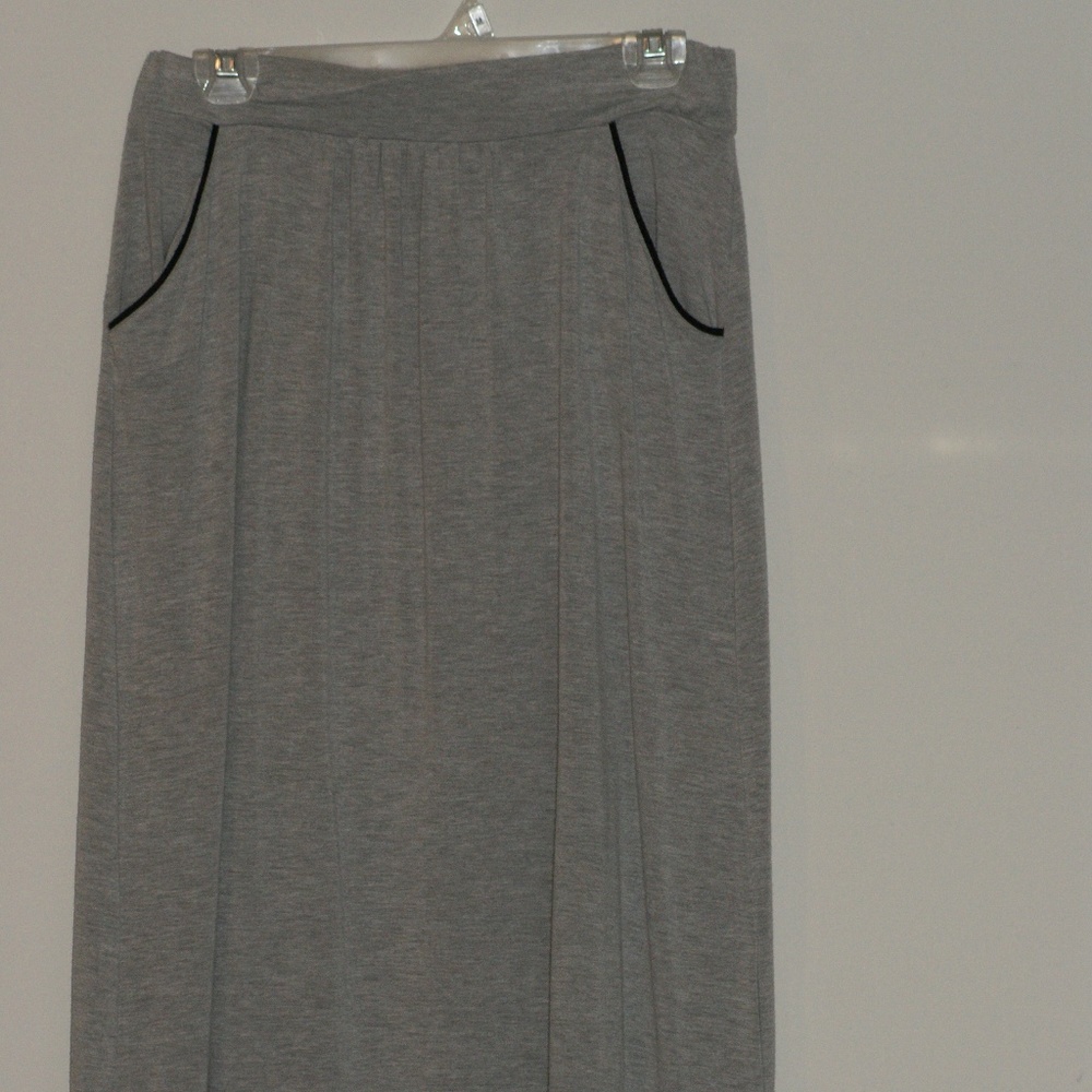 Maxi Skirt W/ POCKETS